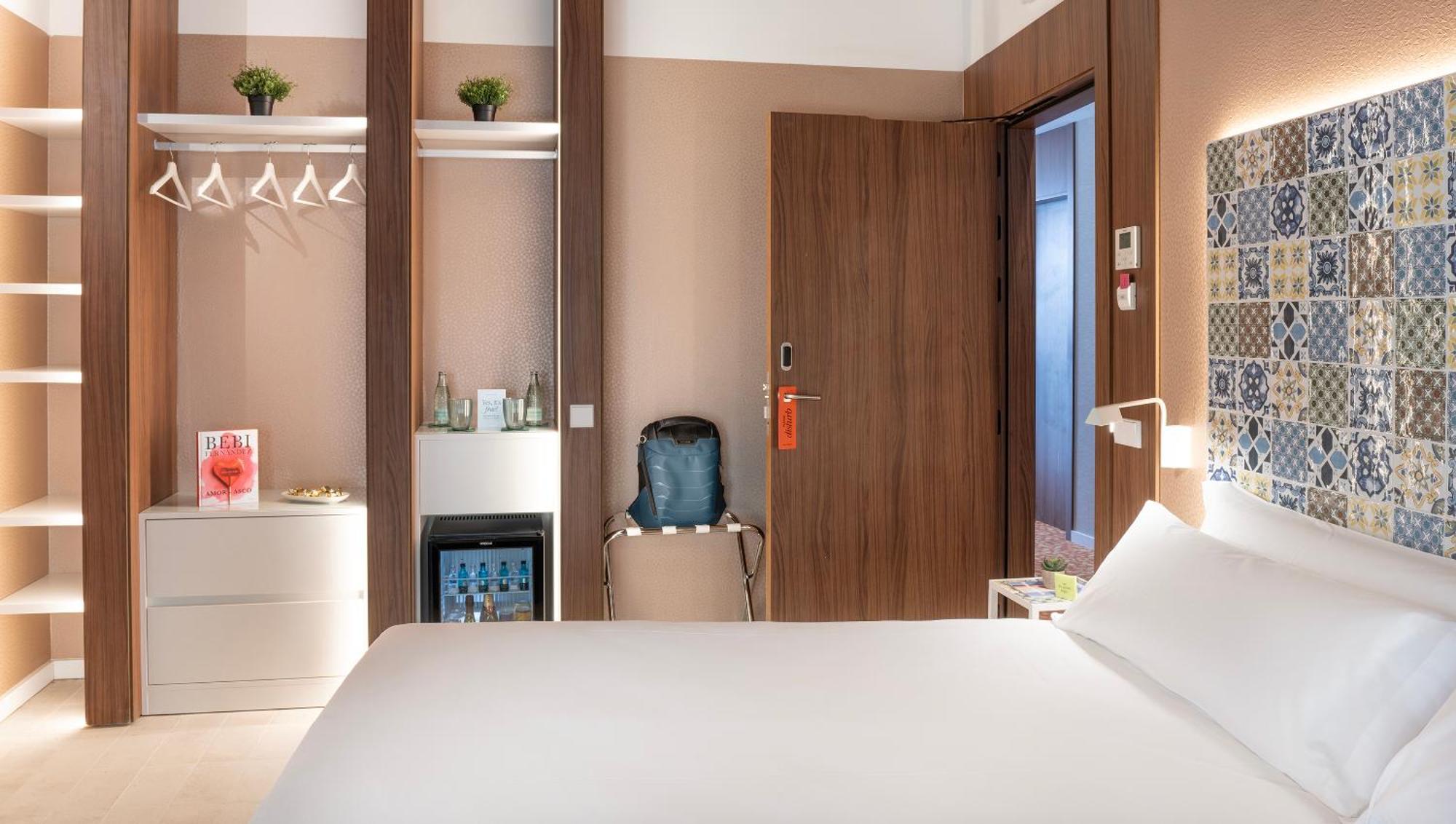 Axel Hotel Valencia - Adults Only Εξωτερικό φωτογραφία