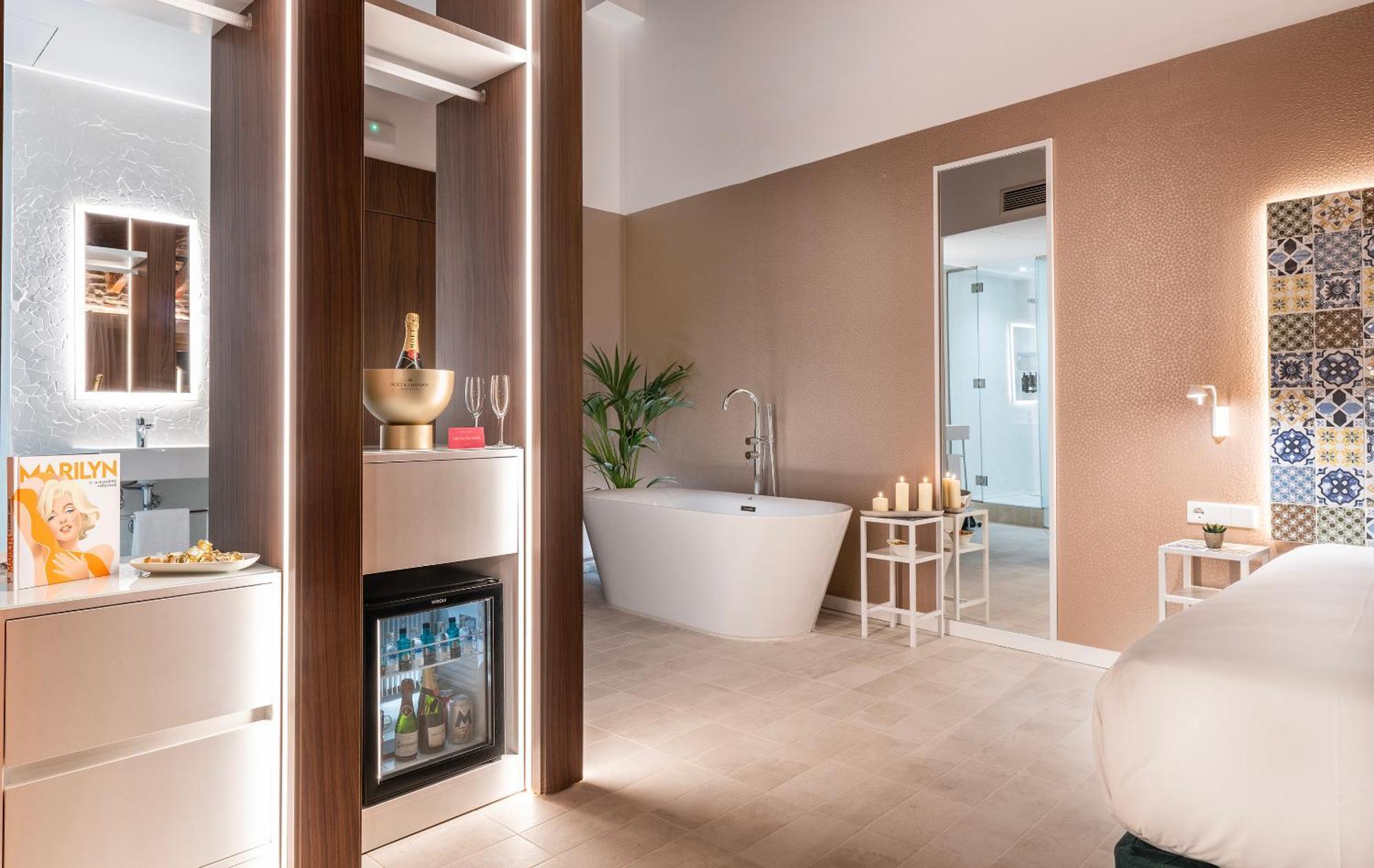 Axel Hotel Valencia - Adults Only Εξωτερικό φωτογραφία